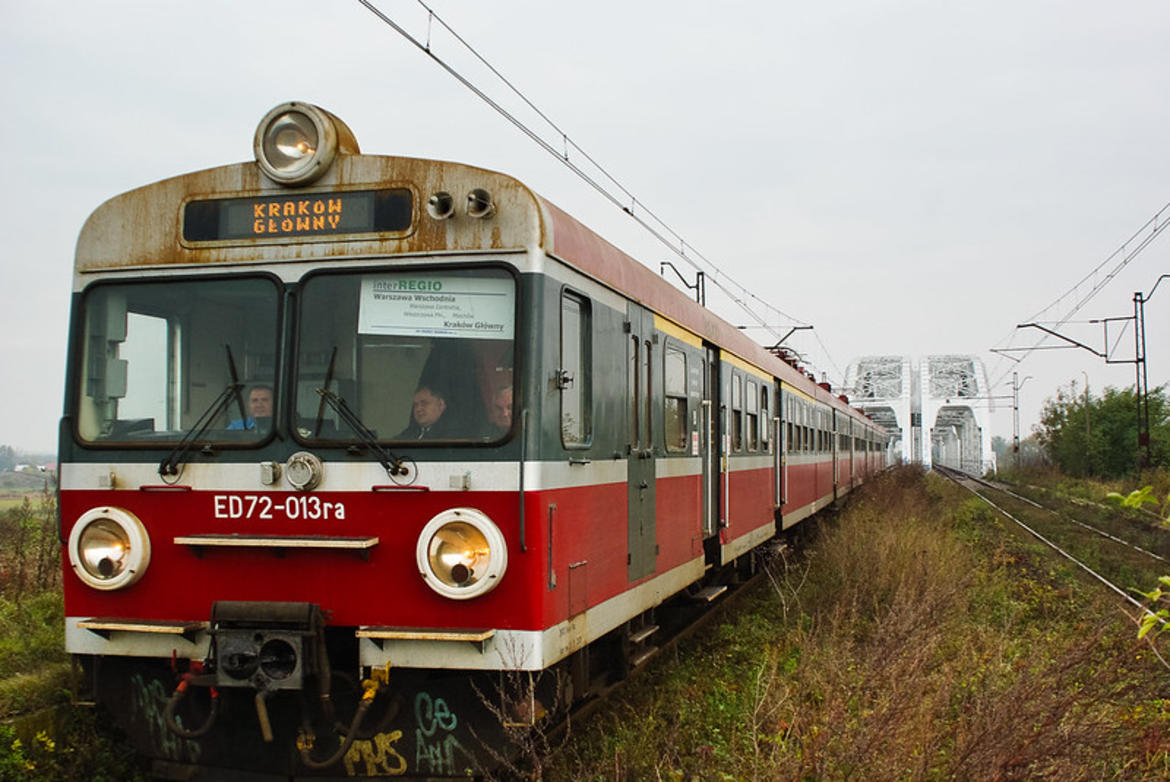 Nowy rozkład pociągów. Pasażer z powiatu zostaje na lodzie_62e5543e19655.jpeg